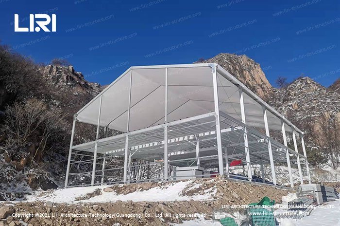 How to set up a large event marquee on the mountain (1) How to set up a large event marquee on the mountain (1)
