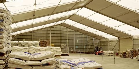 Comparison between traditional concrete warehouse and lightweight warehouse tent